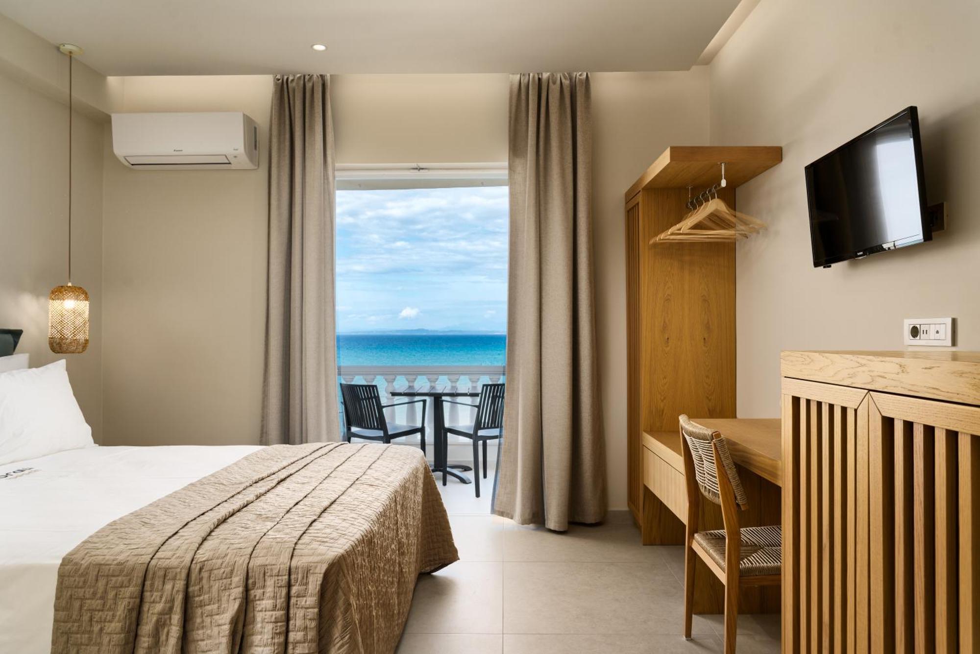 Corali Beach Tsilivi  Luaran gambar