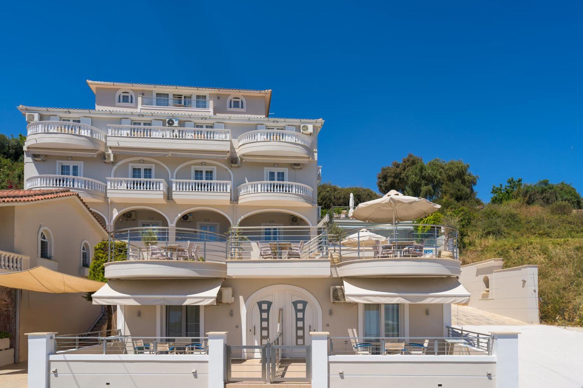 Corali Beach Tsilivi  Luaran gambar